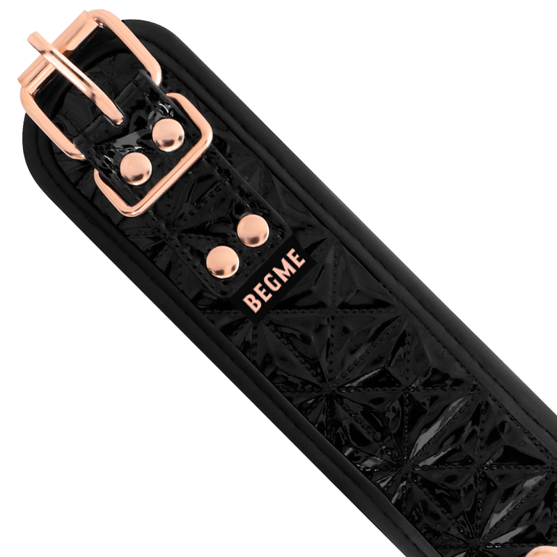 BEGME - BLACK EDITION COLLAR WITH NIPPLE CLAMPS WITH NEOPRENE LINING - Kink&Play