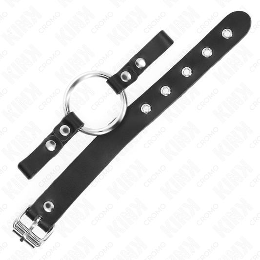 KINK - PENISRING I LÄDER MED SPÄNNE 22 X 2 CM MED METALLRING 4 CM
