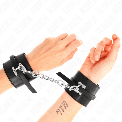 KINK - DELUXE LOCKING WRIST RESTRAINTS BLACK ADJUSTABLE 14.5 - 21 CM X 6 CM - Kink&Play