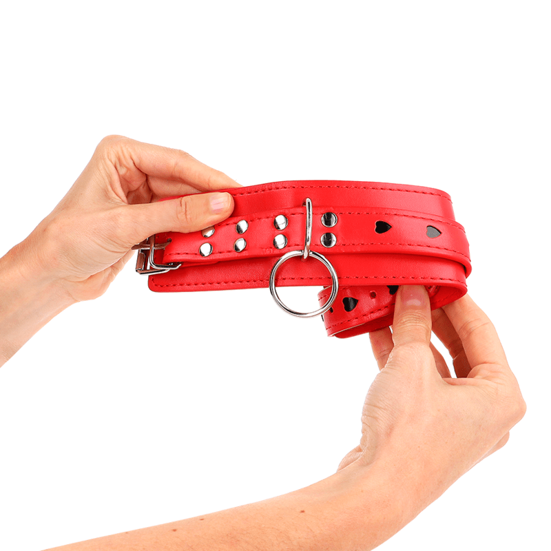 KINK - RED WRIST RESTRAINTS WITH BLACK HEART INLAY ADJUSTABLE 21 - 28 CM X 5.5 CM - Kink&Play