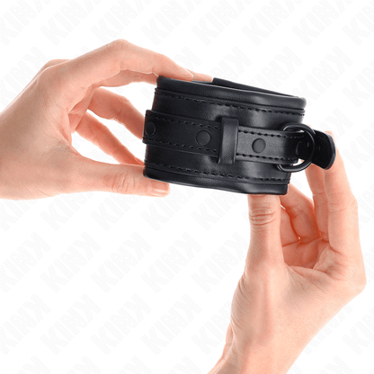 KINK - WRIST RESTRAINTS BLACK ADJUSTABLE 20 - 30 CM X 6 CM - Kink&Play