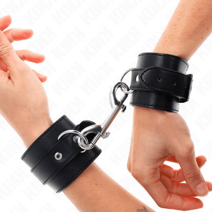 KINK - WRIST RESTRAINTS - SINGLE RIVET ROW AND BIG BUCKLE BLACK ADJUSTABLE 17 - 28 CM X 5 CM - Kink&Play