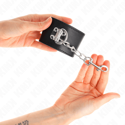 KINK - WRIST RESTRAINTS WITH PADLOCK CLOSURE BLACK ADJUSTABLE 16 - 23 CM X 5.5 CM - Kink&Play