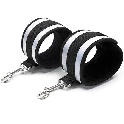OHMAMA FETISH - GREY WRIST CUFFS - Kink&Play